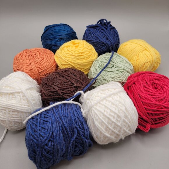 Yarn Mixed Lot of Super Fine Yarn Leftovers Remnants 11 Rolls 1.5 lbs - Picture 1 of 6